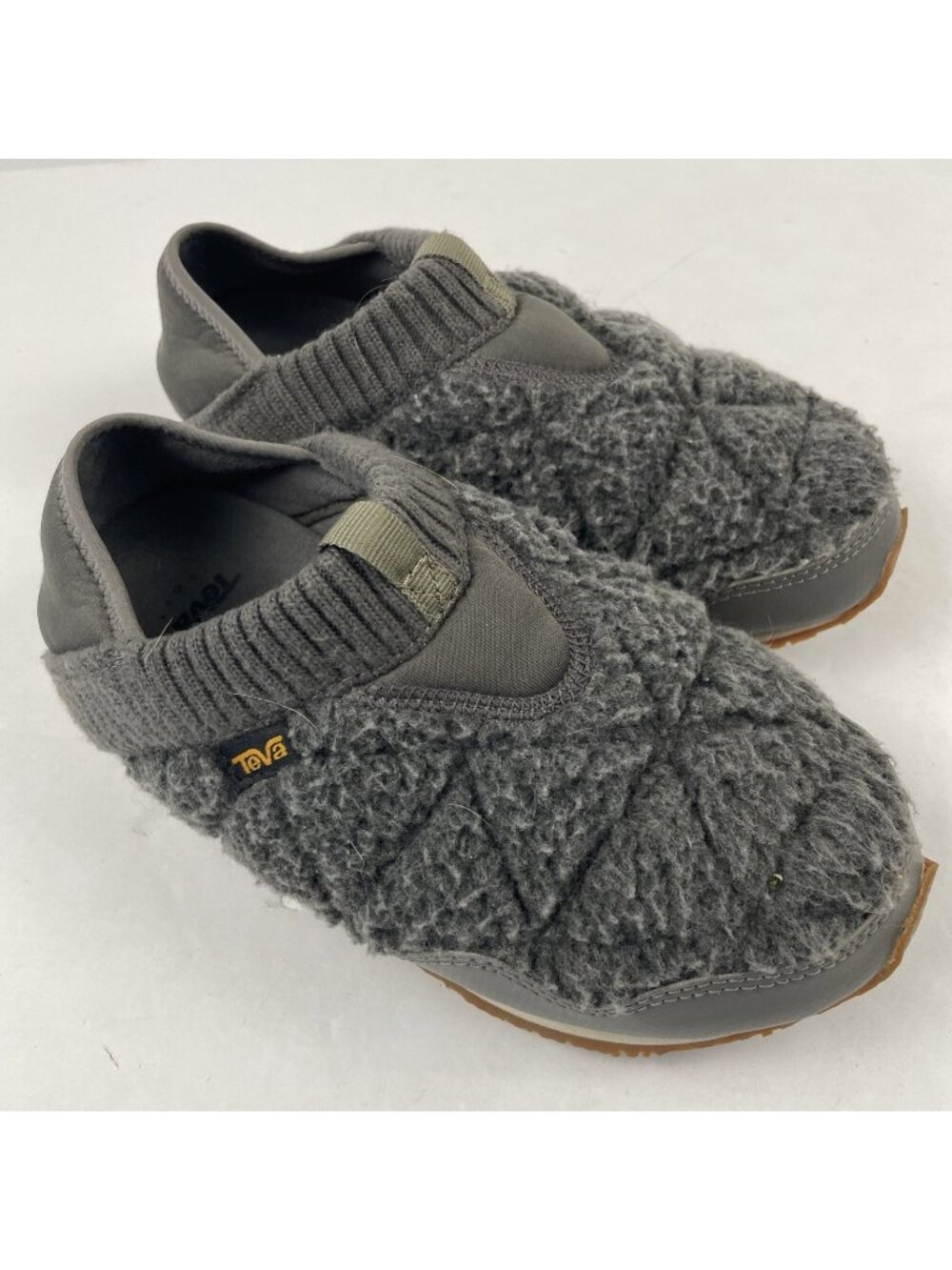 Teva ReEmber Moc  Slipper Shoes Women’s 6 Gray Fleece Mule Slip On